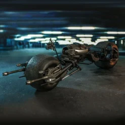Official Hot Toys DC Comics Batman Bat-Pod 1:6 Scale Figure