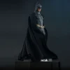 Official Hot Toys DC Comics Batman Begins Batman 1:6 Scale Figure 2 Official Hot Toys DC Comics Batman Begins Batman 1:6 Scale Figure