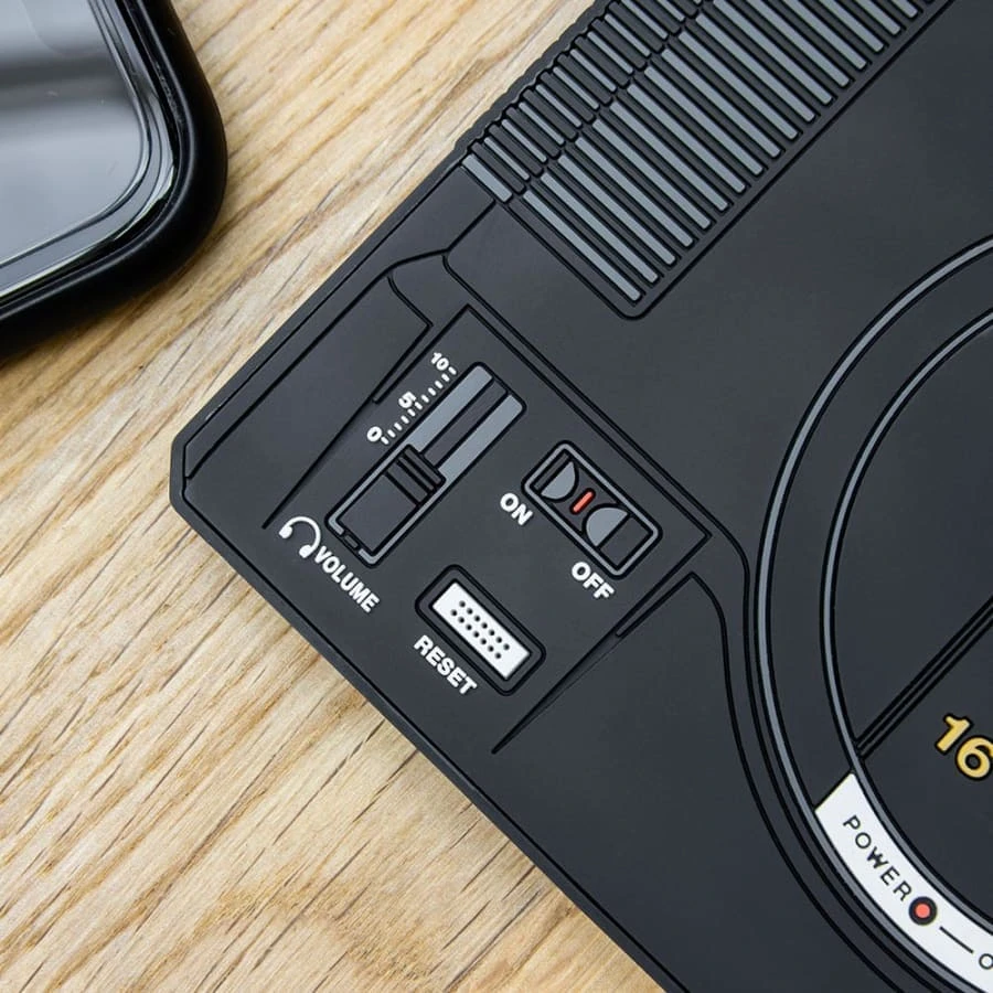 Official SEGA Mega Drive Wireless Charging Mat Phone Accessories 6 Official SEGA Mega Drive Wireless Charging Mat Phone Accessories