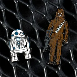 Pin Kings Star Wars Enamel Pin Badge Set 1.2 - R2D2 And Chewbacca
