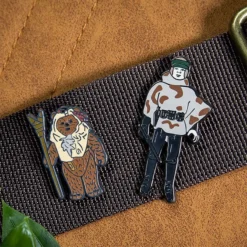 Pin Kings Star Wars Enamel Pin Badge Set 1.41 – Paploo And Luke Skywalker (in Battle Poncho) 12 Pin Kings Star Wars Enamel Pin Badge Set 1.41 – Paploo And Luke Skywalker (in Battle Poncho)